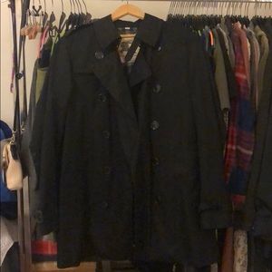 Burberry Men Black Chelsea Heritage Trench Coat